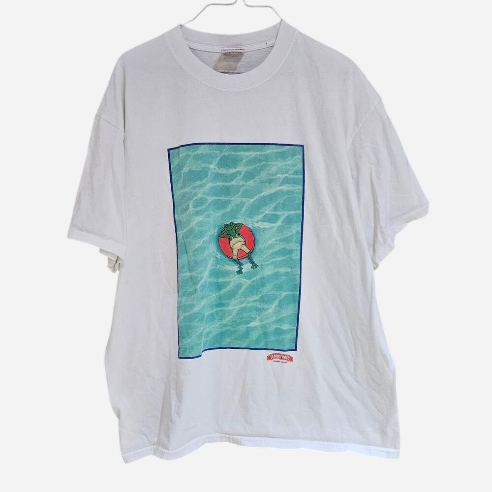 90s streetwear indie señor frogs frog in pool graphic tee